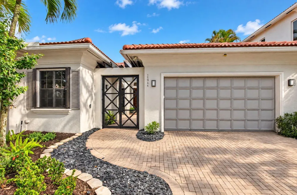 17944 Villa Club Way Boca Raton, FL 33496