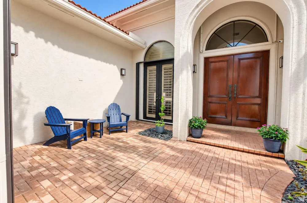 17944 Villa Club Way Boca Raton, FL 33496