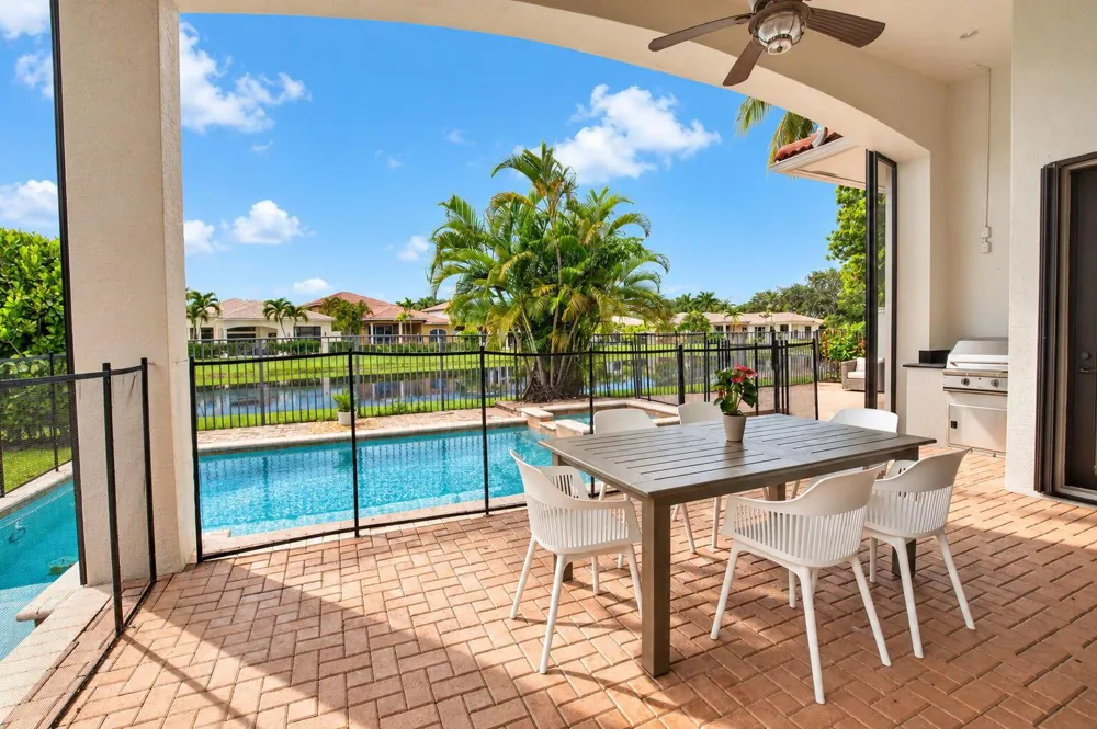 17944 Villa Club Way Boca Raton, FL 33496