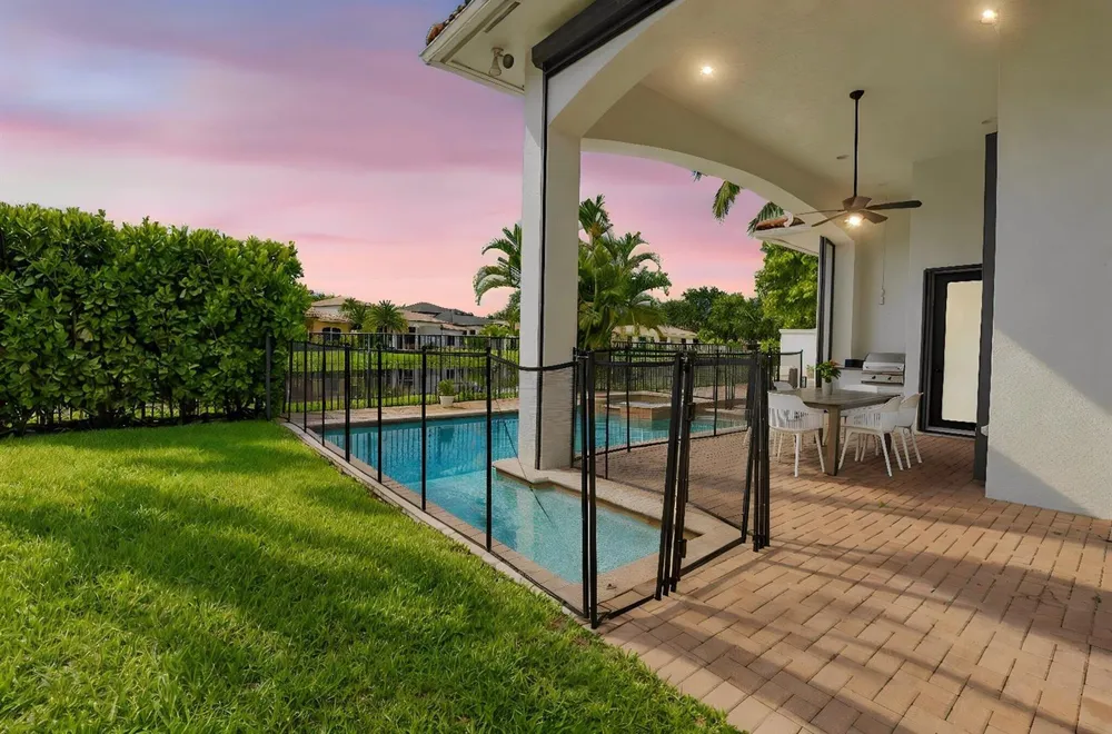 17944 Villa Club Way Boca Raton, FL 33496