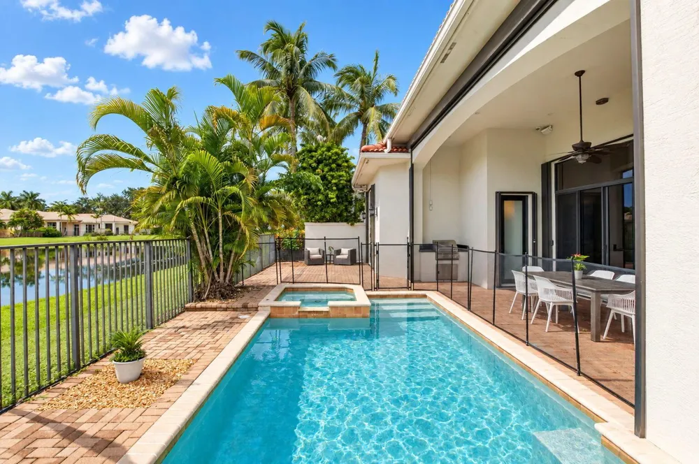 17944 Villa Club Way Boca Raton, FL 33496