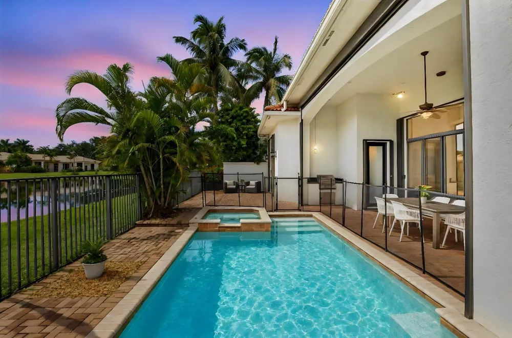 17944 Villa Club Way Boca Raton, FL 33496