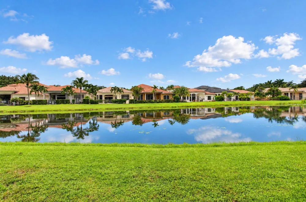 17944 Villa Club Way Boca Raton, FL 33496