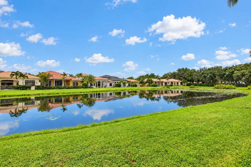17944 Villa Club Way Boca Raton, FL 33496