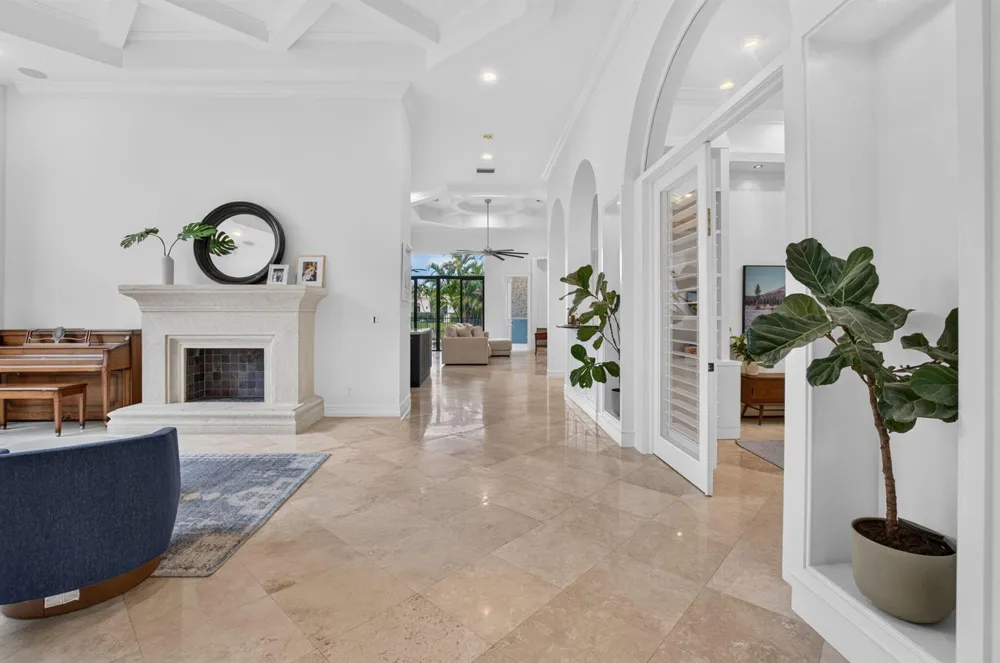 17944 Villa Club Way Boca Raton, FL 33496
