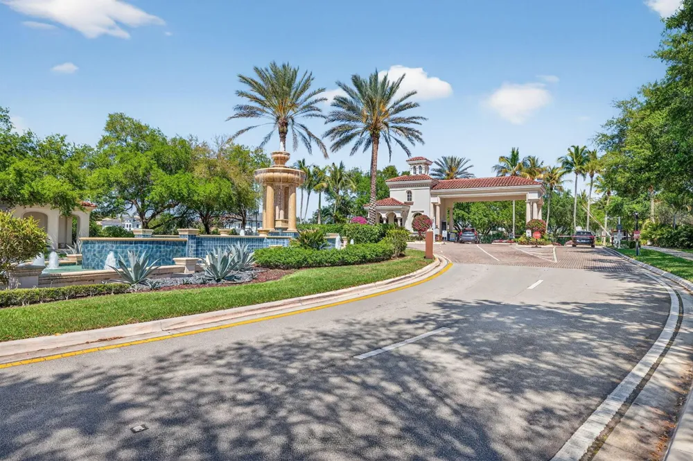 17944 Villa Club Way Boca Raton, FL 33496