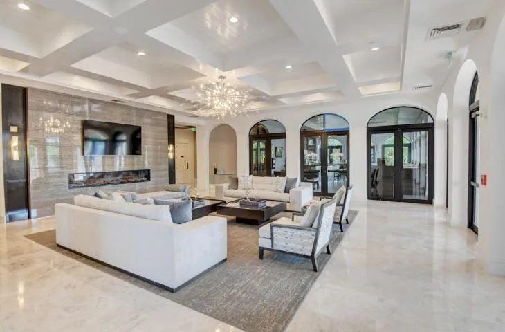 17944 Villa Club Way Boca Raton, FL 33496
