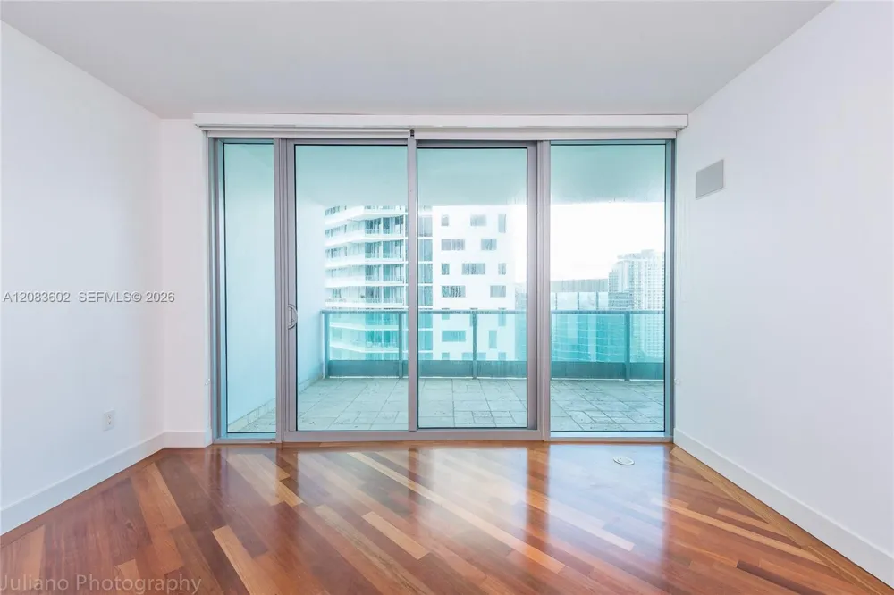 1331 Brickell Bay Dr #3505 Miami, FL 33131
