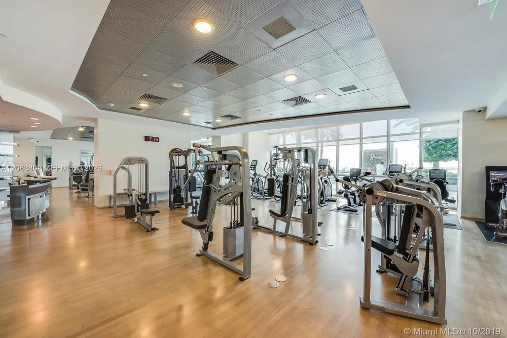 1331 Brickell Bay Dr #3505 Miami, FL 33131