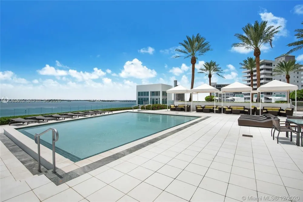 1331 Brickell Bay Dr #3505 Miami, FL 33131