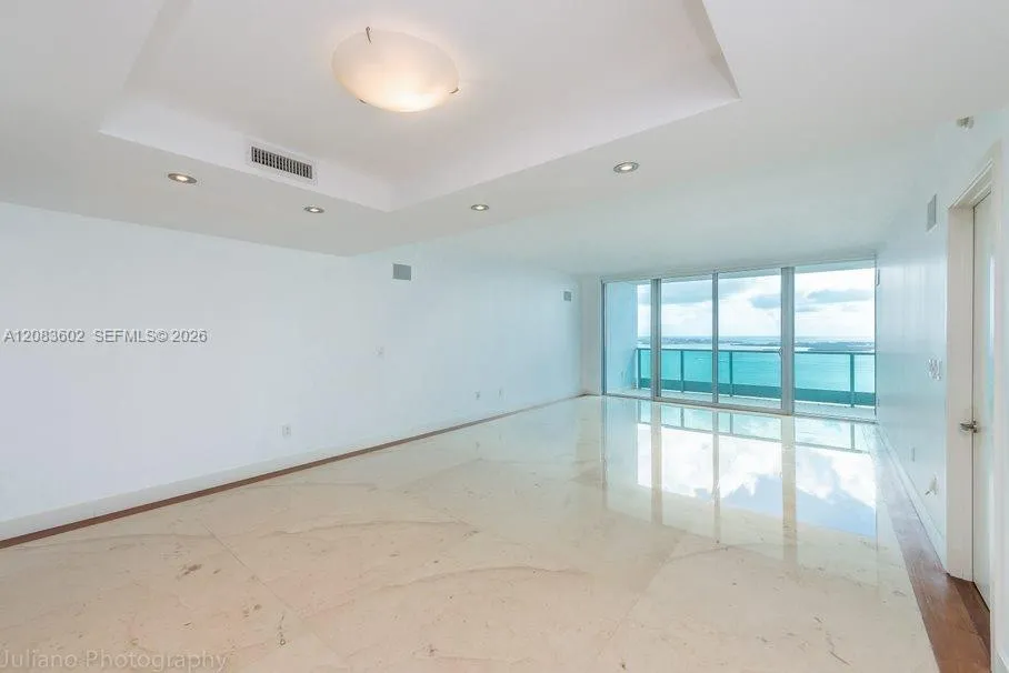 1331 Brickell Bay Dr #3505 Miami, FL 33131