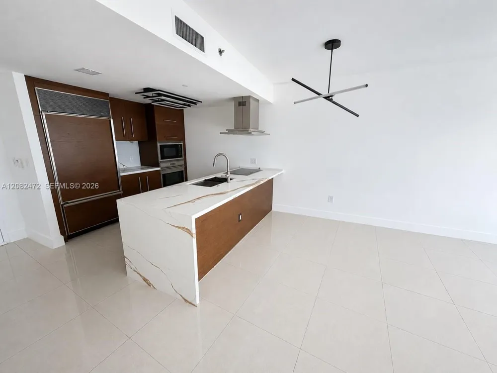 465 Brickell Ave #417 Miami, FL 33131