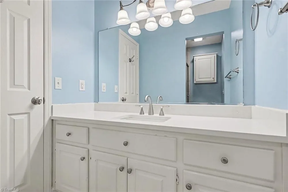 809 Windermere Court #B Asheboro, NC 27203