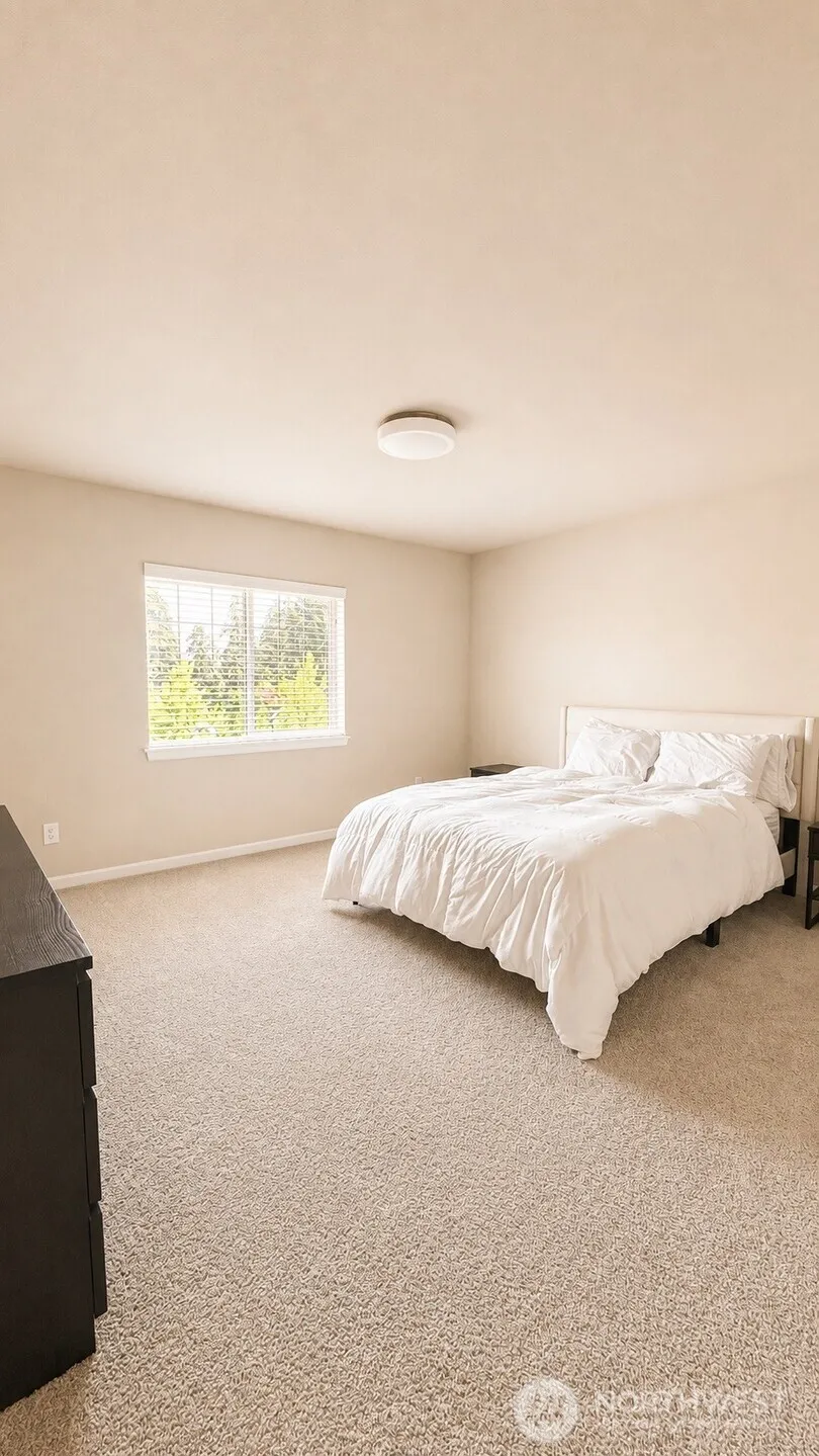 6633 S 298th Place Auburn, WA 98001