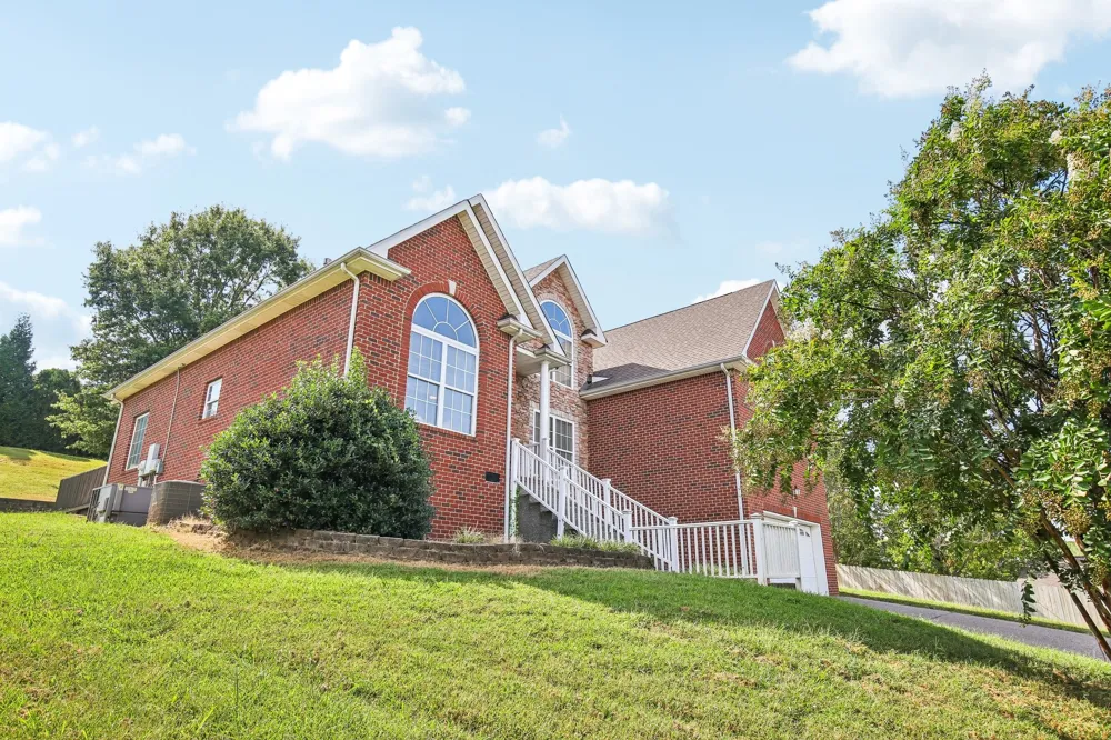 502 Largo Vista Dr Lebanon, TN 37087
