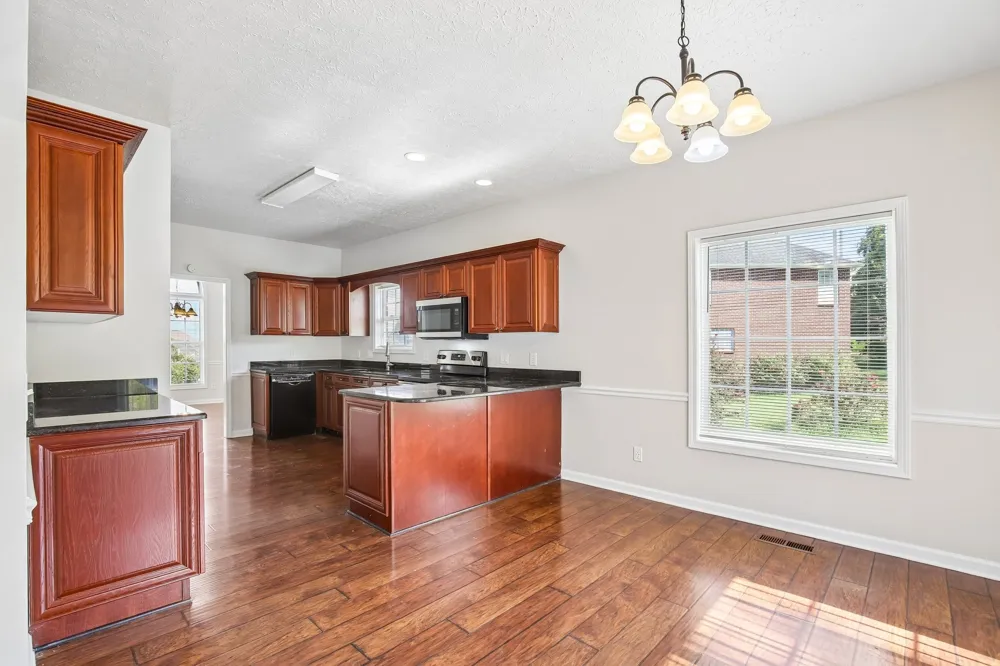 502 Largo Vista Dr Lebanon, TN 37087