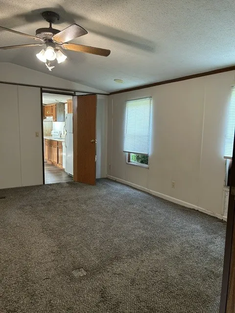 3882 Perkins Rd Thompsons Station, TN 37179