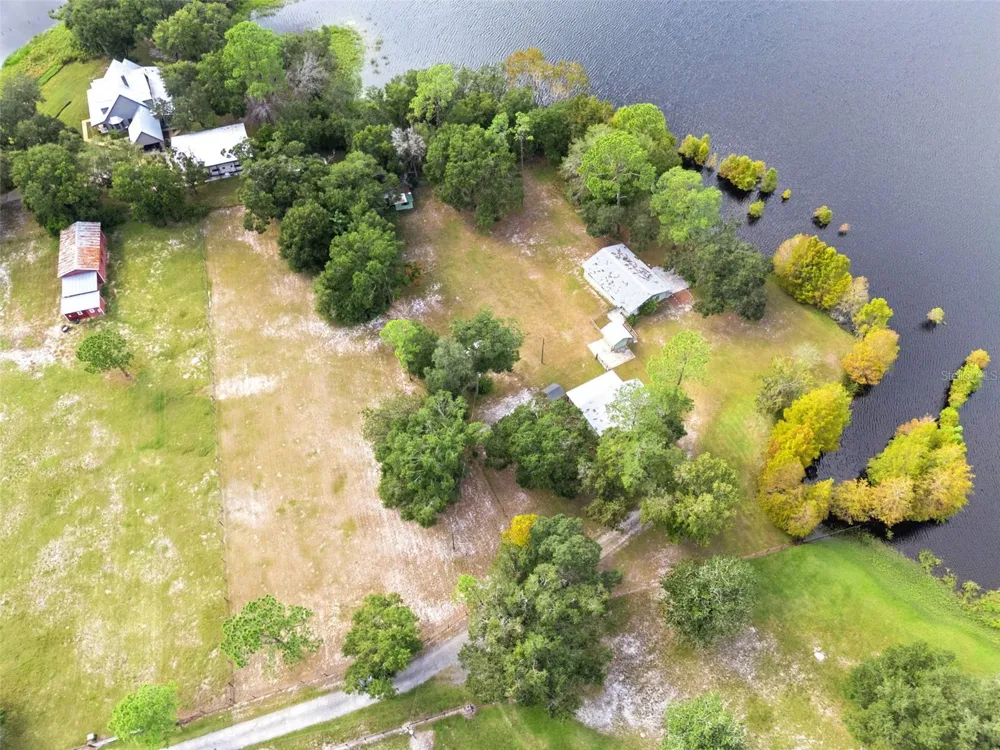 1210 GEM LANE Lake Helen, FL 32744