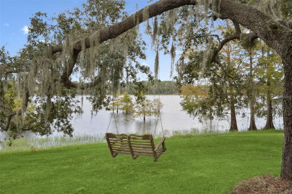 1210 GEM LANE Lake Helen, FL 32744