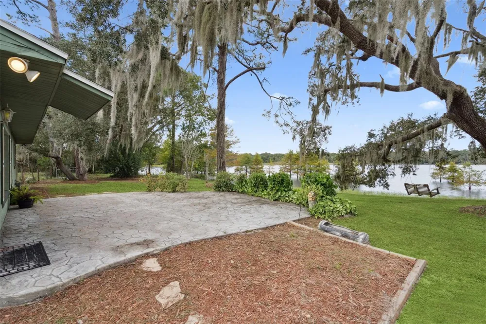 1210 GEM LANE Lake Helen, FL 32744