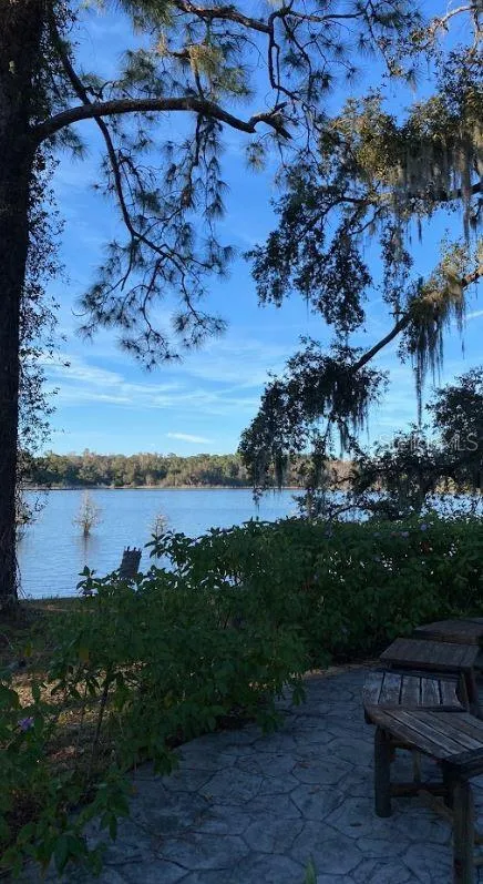 1210 GEM LANE Lake Helen, FL 32744