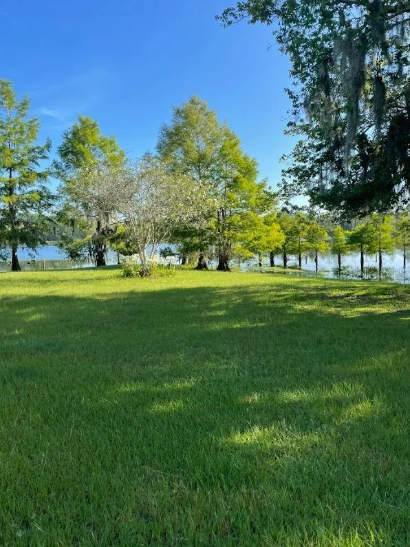 1210 GEM LANE Lake Helen, FL 32744