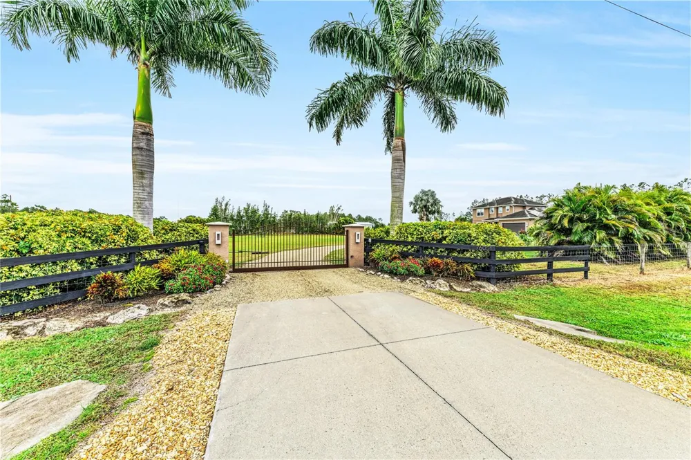 7605 257TH STREET E Myakka City, FL 34251