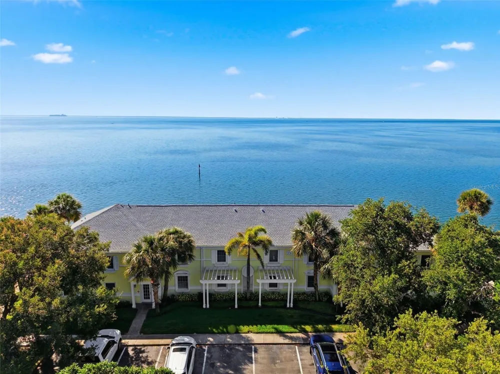 5280 COQUINA KEY DRIVE SE #A St Petersburg, FL 33705
