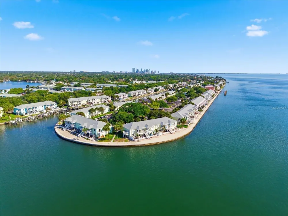 5280 COQUINA KEY DRIVE SE #A St Petersburg, FL 33705