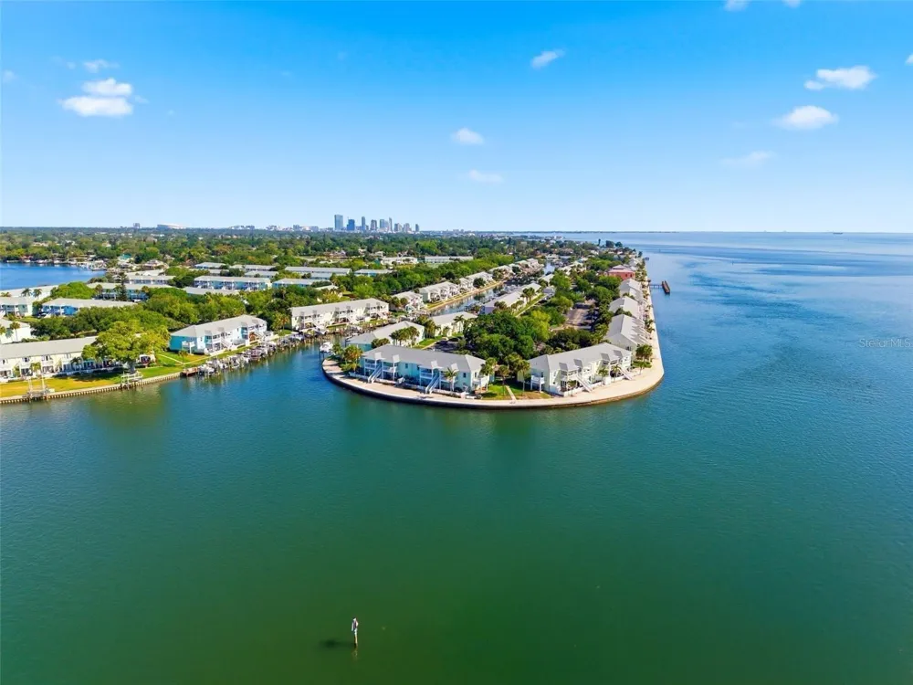 5280 COQUINA KEY DRIVE SE #A St Petersburg, FL 33705