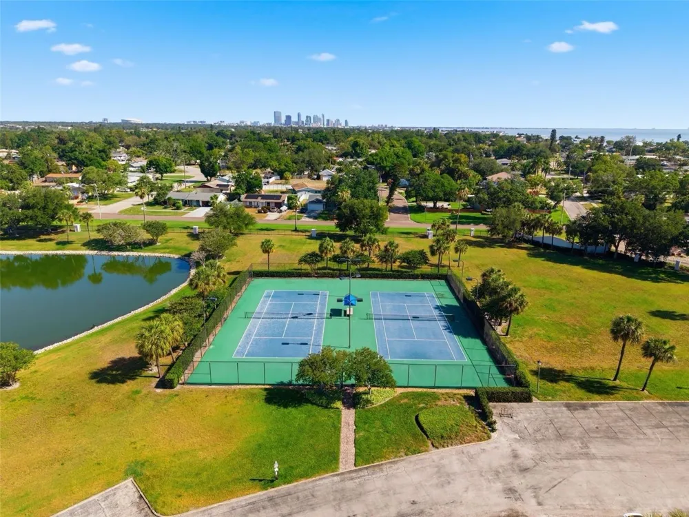 5280 COQUINA KEY DRIVE SE #A St Petersburg, FL 33705