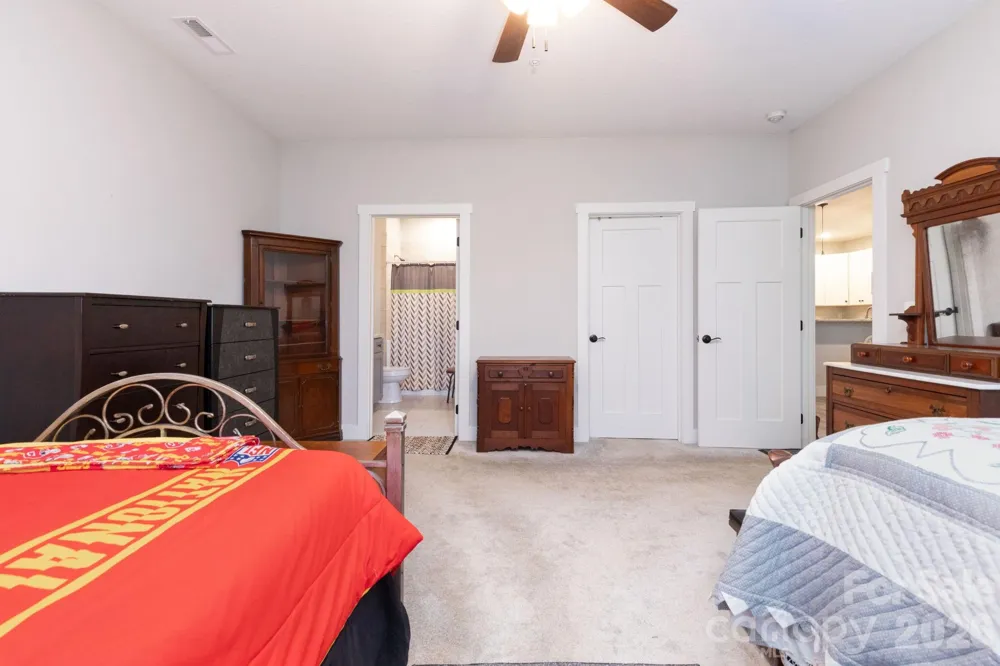 138 Foxden Drive #102 Fletcher, NC 28732