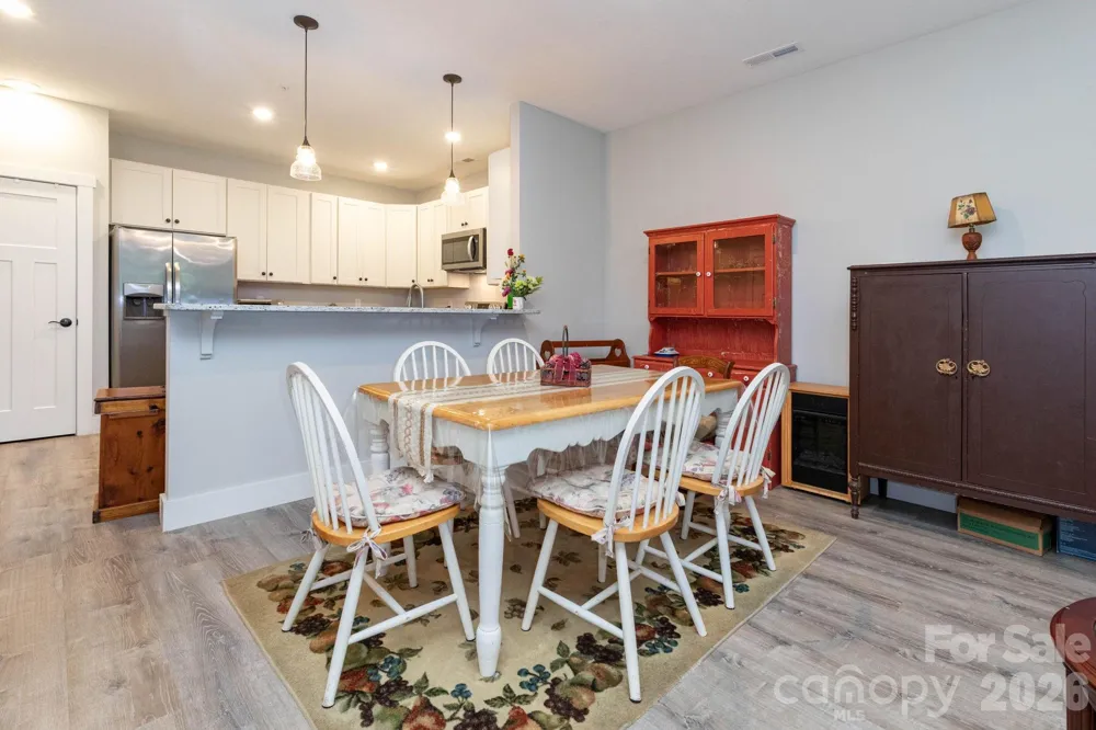 138 Foxden Drive #102 Fletcher, NC 28732