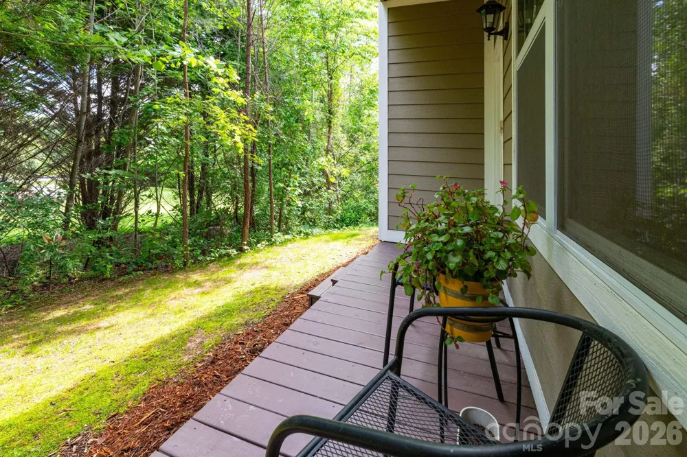 138 Foxden Drive #102 Fletcher, NC 28732