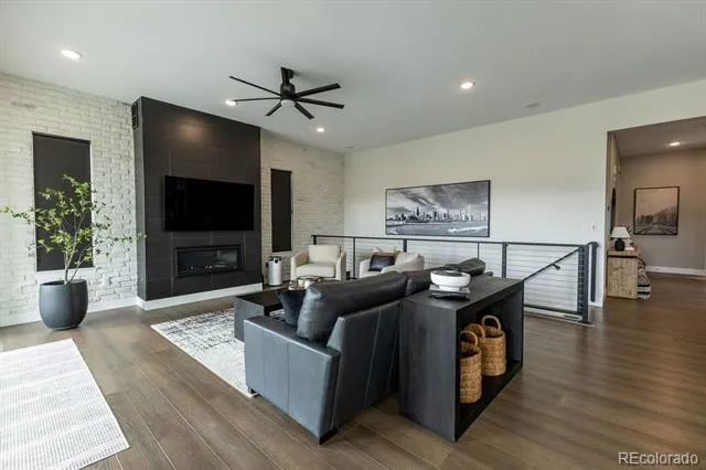 8677 Big Thompson Street Littleton, CO 80125