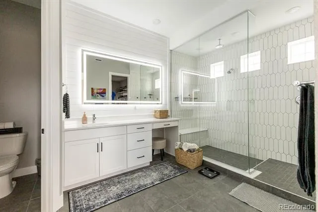 8677 Big Thompson Street Littleton, CO 80125