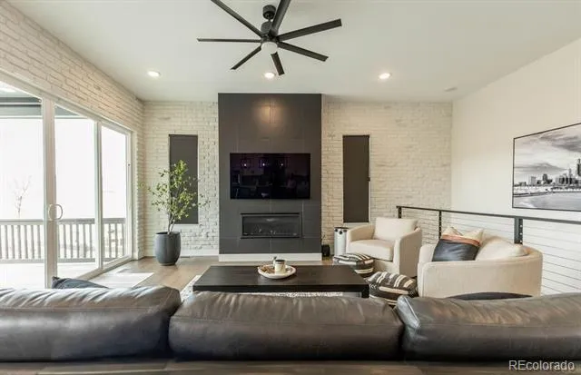 8677 Big Thompson Street Littleton, CO 80125