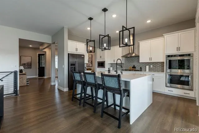 8677 Big Thompson Street Littleton, CO 80125