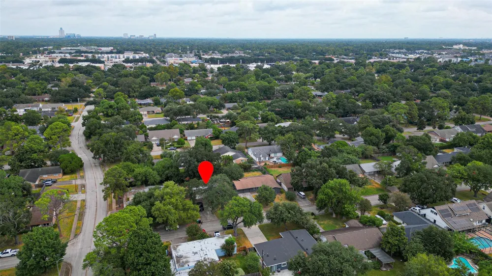 9550 Fairdale Lane Houston, TX 77063