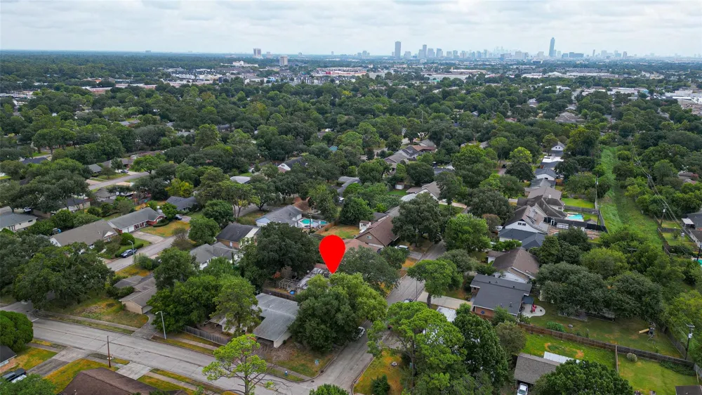 9550 Fairdale Lane Houston, TX 77063