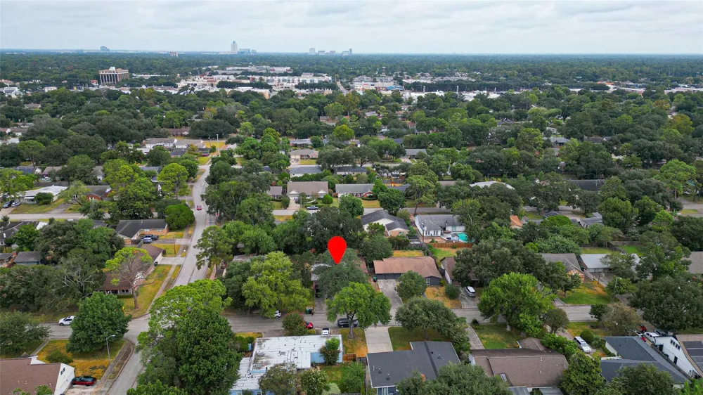 9550 Fairdale Lane Houston, TX 77063
