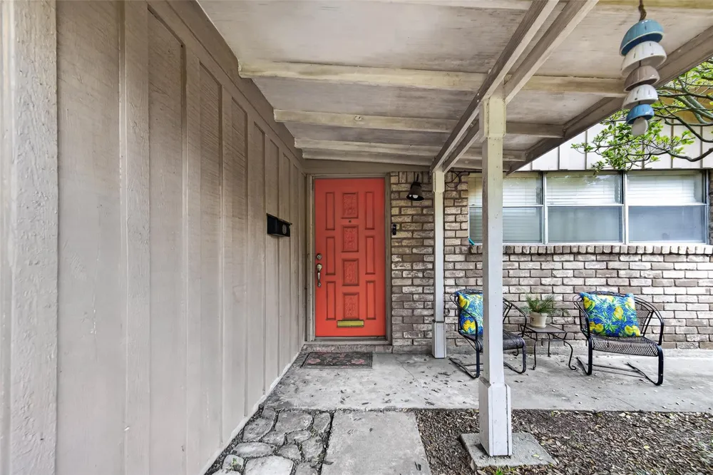 9550 Fairdale Lane Houston, TX 77063