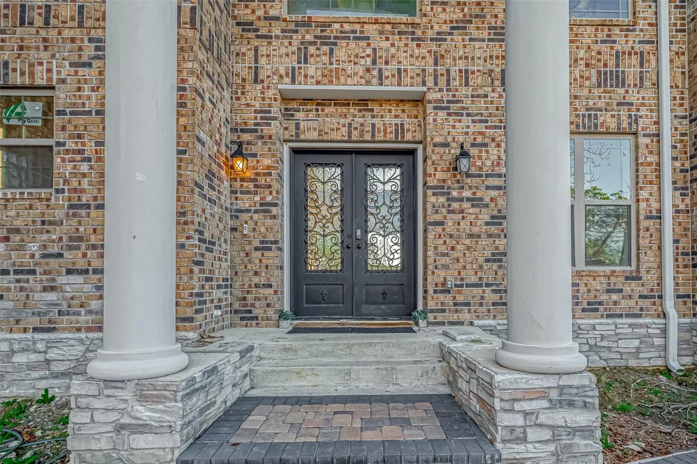 2011 Crescent Drive La Porte, TX 77571