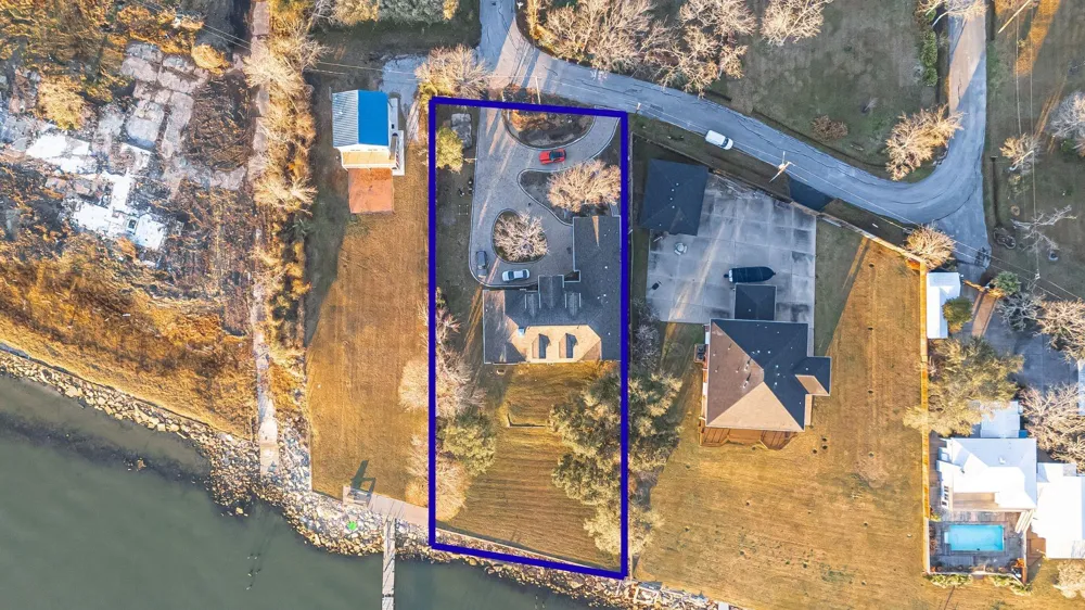 2011 Crescent Drive La Porte, TX 77571