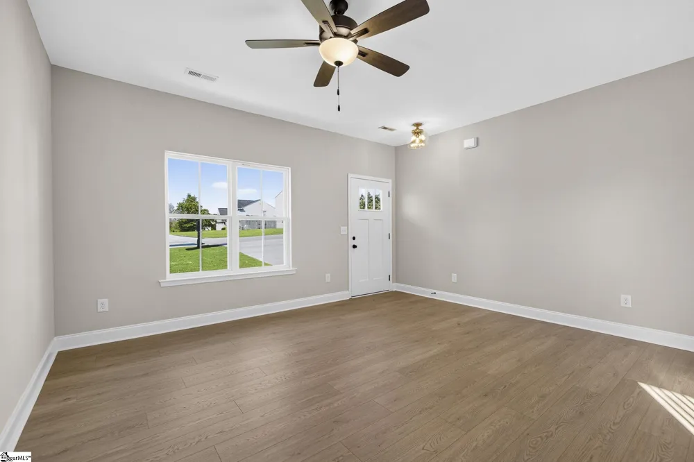 335 Carnahan Drive Spartanburg, SC 29306