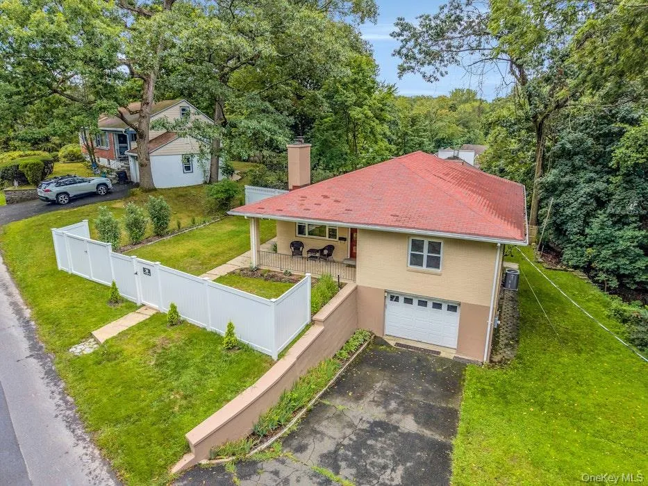 20 Ravensdale Road Hastings-on-Hudson, NY 10706