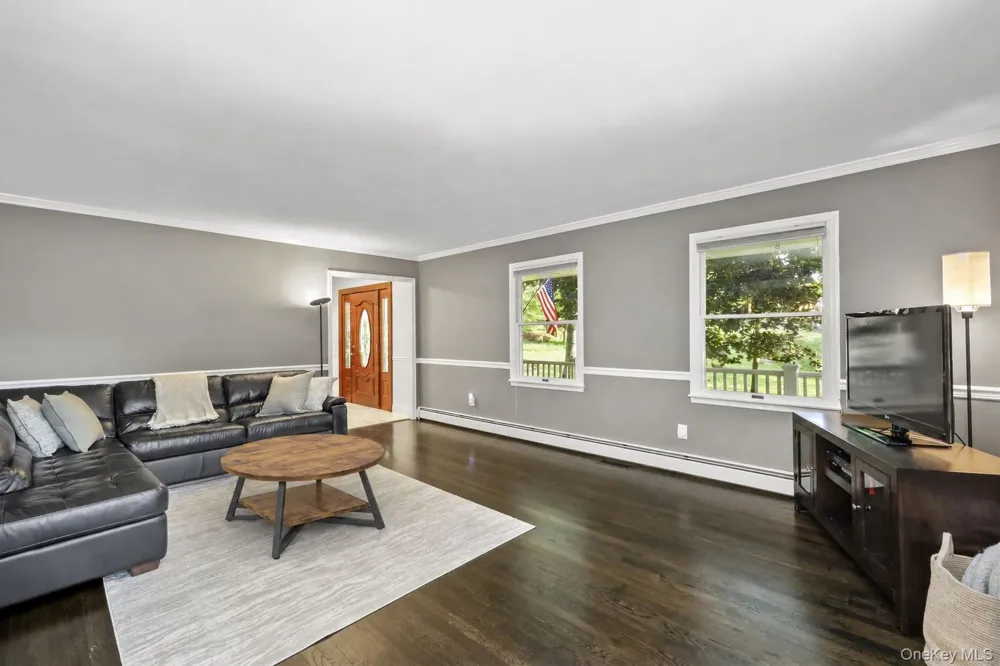 2 Aida Lane Cortlandt Manor, NY 10567