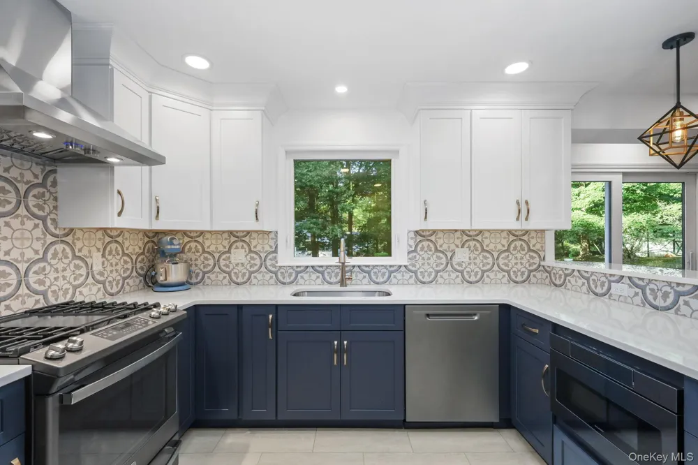2 Aida Lane Cortlandt Manor, NY 10567