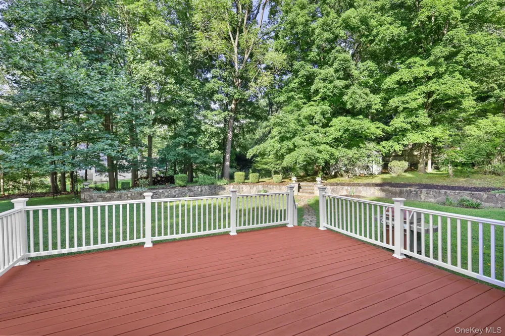 2 Aida Lane Cortlandt Manor, NY 10567