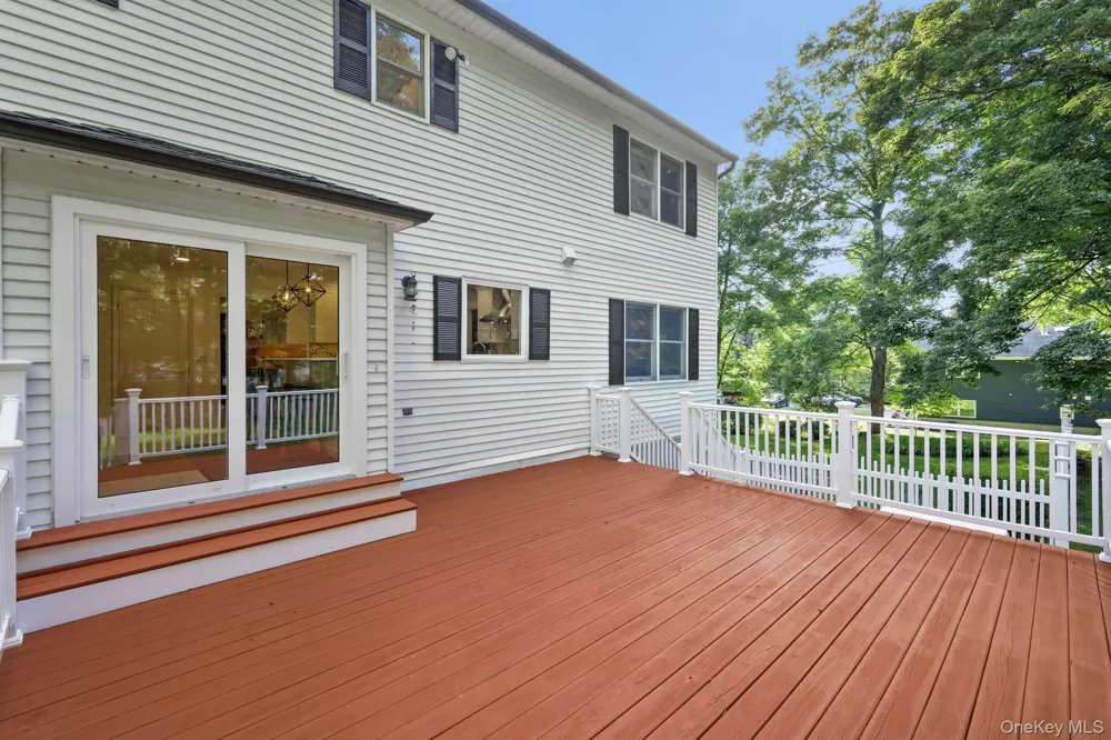2 Aida Lane Cortlandt Manor, NY 10567